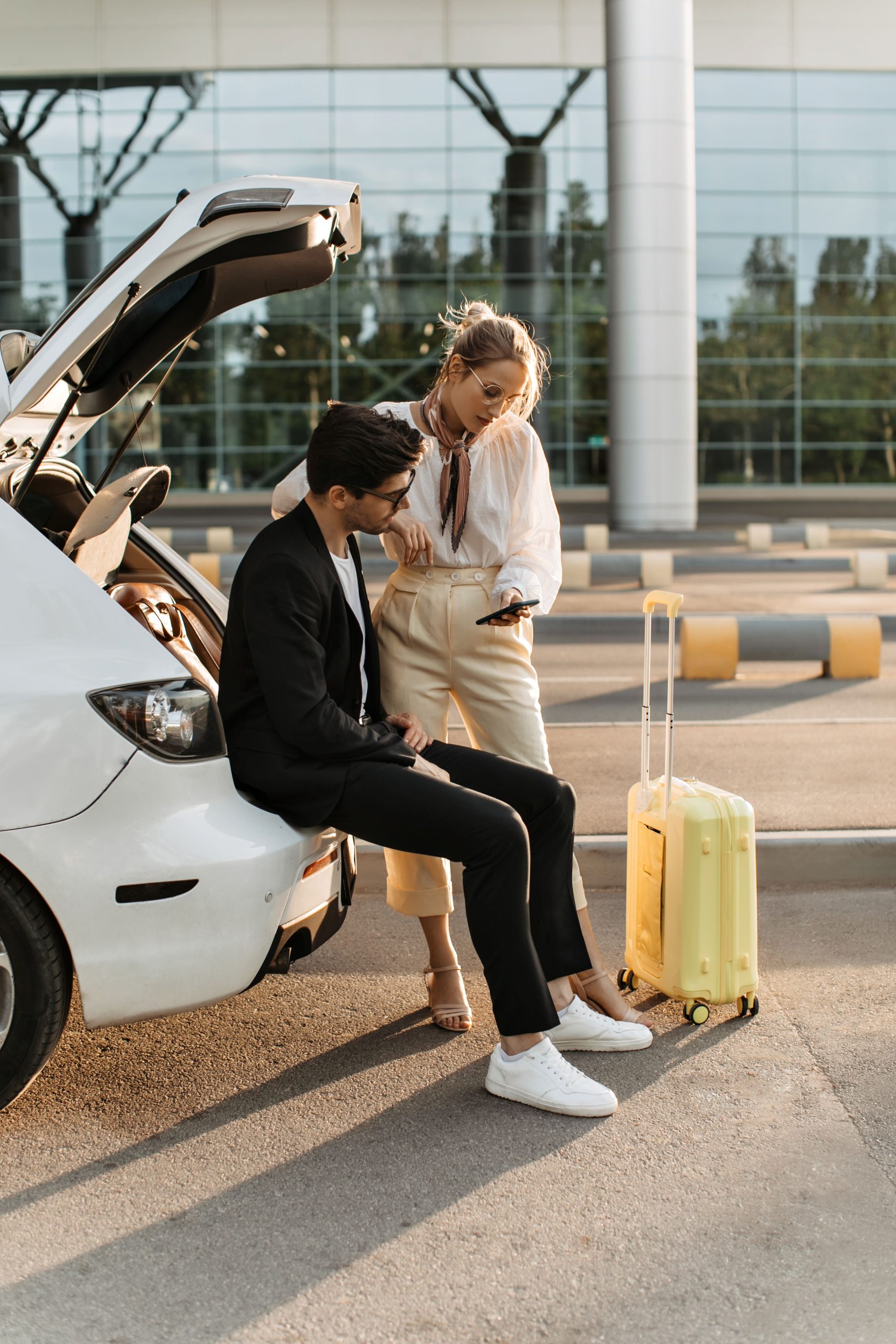 We provide a highly professional and reliable taxi service for passengers traveling across the UK to and from Gatwick or Heathrow Airports. For transfers to or from other UK airports, please request an online quote and contact us beforehand to confirm availability.</p>
<p>We take pride in delivering specialized services at affordable rates, ensuring a safe and pleasant journey for our passengers. Our drivers are fully licensed by the local authorities, and we employ only trusted drivers directly, without outsourcing your journey to third parties. Your destination is our priority.</p>
<p>